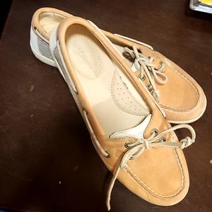 Tan Sperry Boat Shoe